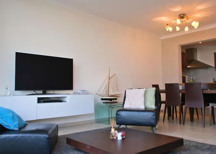 Le Channel - Moderne Vue & Deux A *